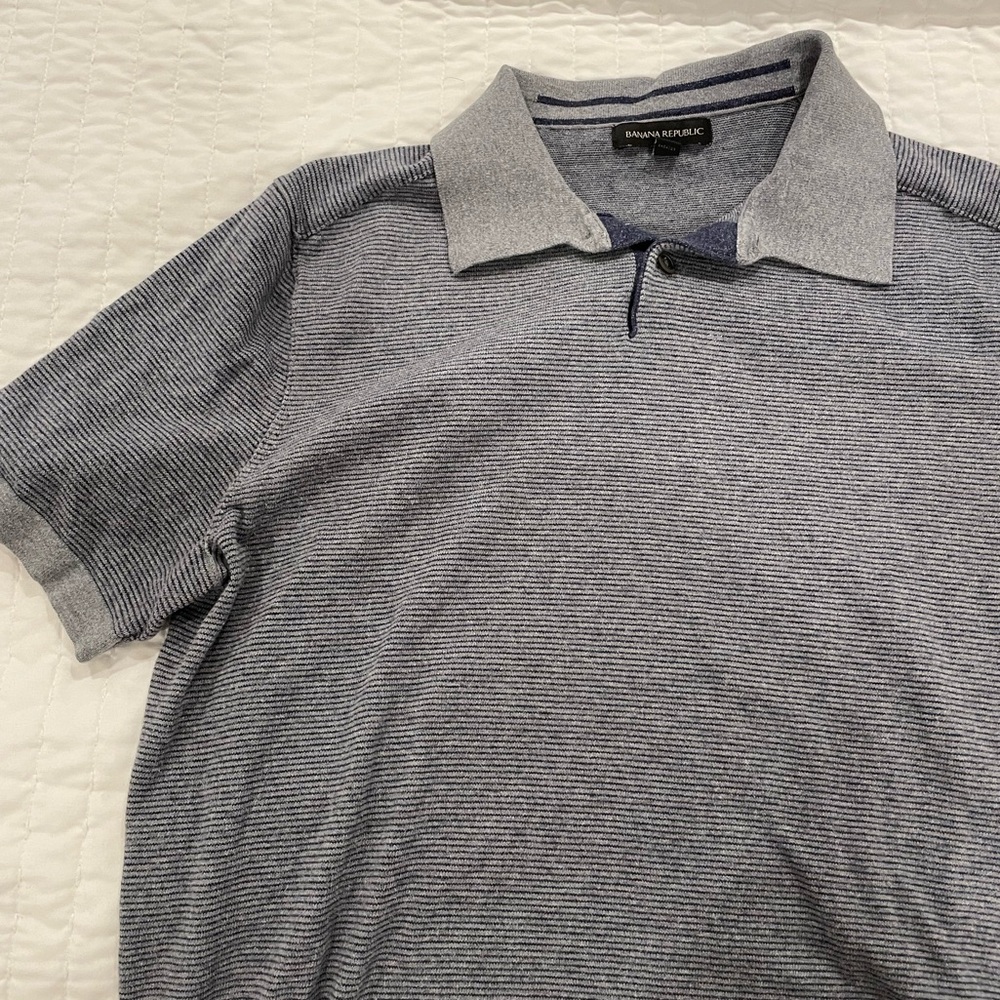 Banana Republic Men's Blue Polo Shirt
